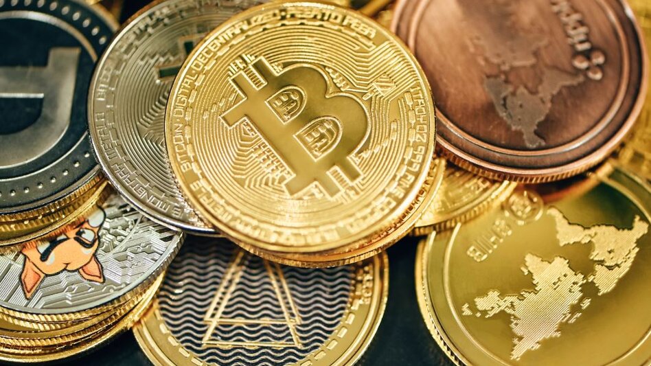 Απολογήθηκαν οι πρώτοι τέσσερις για την απάτη-μαμούθ: μία ελεύθερη υπό όρους, τρεις στη φυλακή