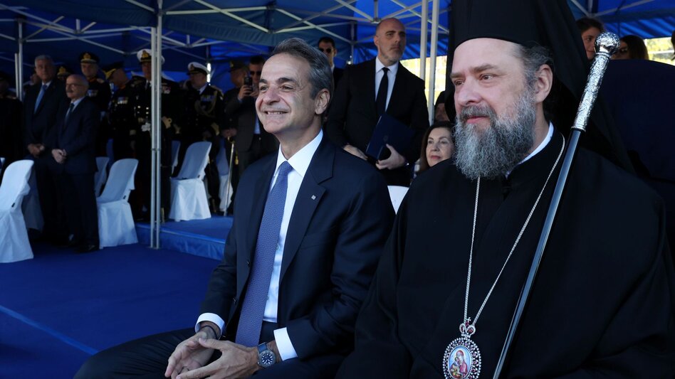 Μητσοτάκης για 28η Οκτωβρίου: Aφιερωμένη σε όσους και όσες δεν κοιμούνται, για την ελευθερία μας