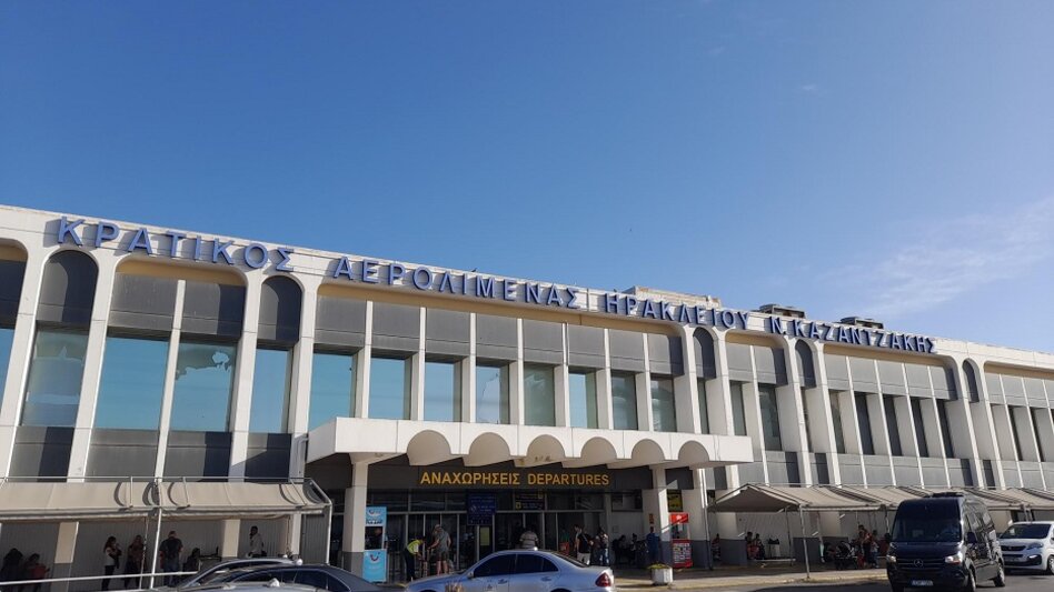 Ξεπέρασαν τα 23 δισ. ευρώ τα τουριστικά έσοδα στο 11μηνο - Άλμα 28% τον Νοέμβριο