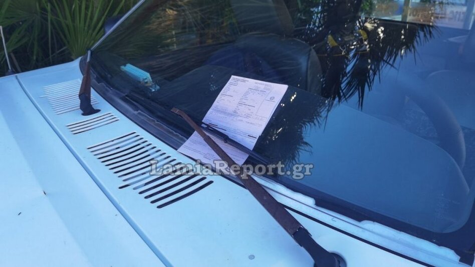 Λαμία: Έγραψαν τα οχήματα του Δήμου ενώ στόλιζαν την πλατεία - Οι εργαζόμενοι κινδυνεύουν να χάσουν τα διπλώματα