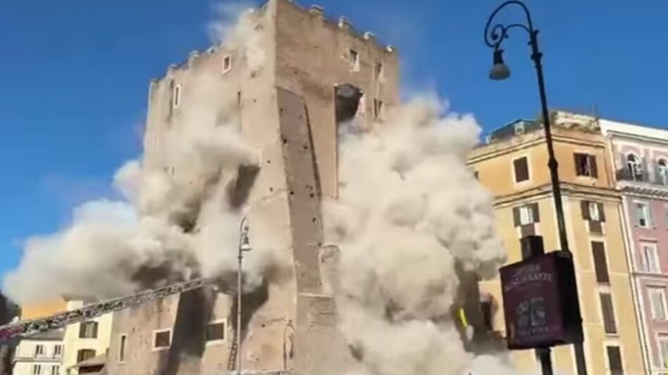 Ρώμη: Μερική κατάρρευση πύργου κοντά στο Κολοσσαίο - Τουλάχιστον 3 τραυματίες, δείτε βίντεο