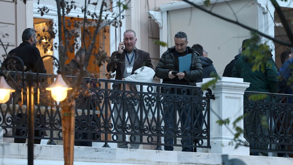 «Ναι» σε τεχνικές παρεμβάσεις από τον Μητσοτάκη - «Δεν είμαστε ικανοποιημένοι, οι αποφάσεις θα ληφθούν στα μπλόκα» λένε οι αγρότες