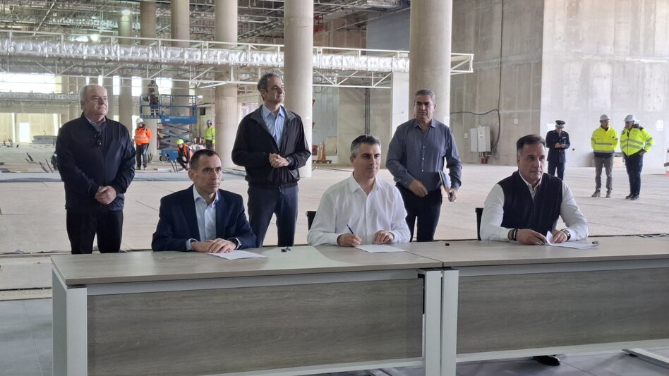 Μητσοτάκης από Καστέλλι: «Η Κρήτη αλλάζει και θωρακίζεται με έργα που της δίνουν νέα αναπτυξιακή δυναμική»