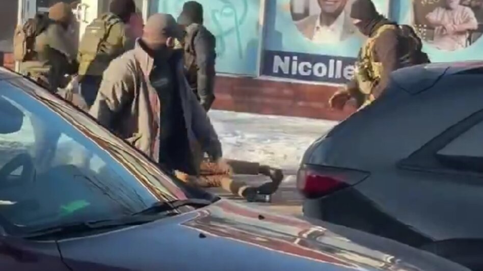 Σοκαριστικό video από τη νέα δολοφονία από την ICE: Νεκρό δεύτερο άτομο στη Μινεάπολη!