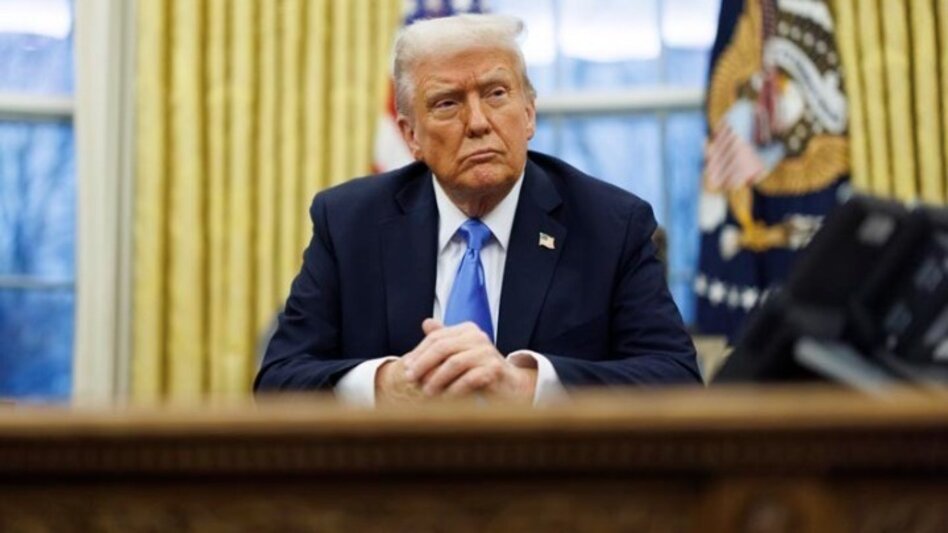 Ο Τραμπ ανακοίνωσε δασμούς 25% σε όποια χώρα συναλλάσσεται με το Ιράν 