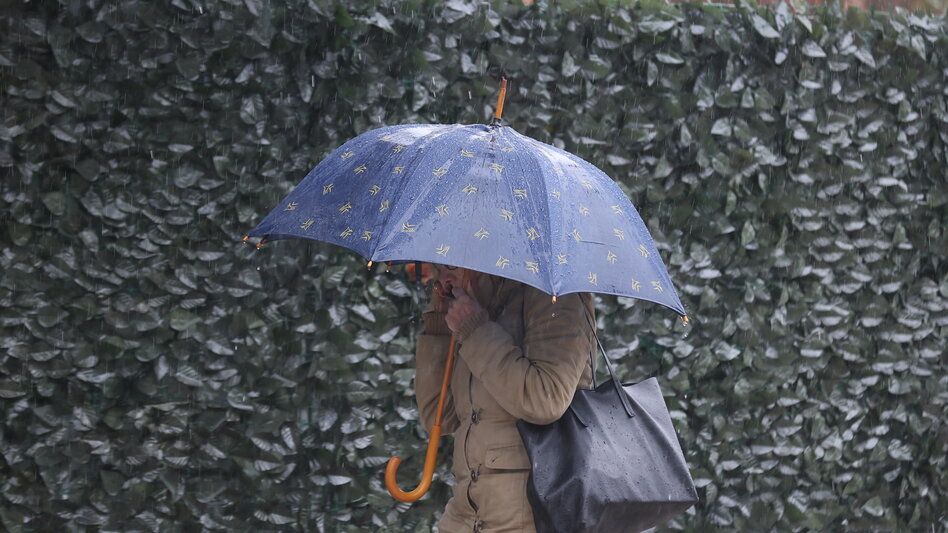 Ο καιρός στην Κρήτη: Βροχερή η Δευτέρα - Πότε υποχωρεί η αφρικανική σκόνη