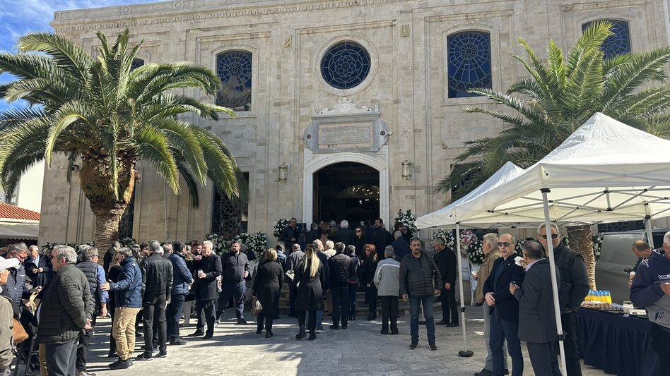 Ηράκλειο: “Ύστατο χαίρε” στον Βασίλη Κεφαλογιάννη