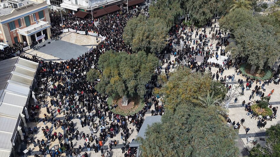 Τρία χρόνια μετά τα Τέμπη - Στο κέντρο του Ηρακλείου η μεγάλη συγκέντρωση