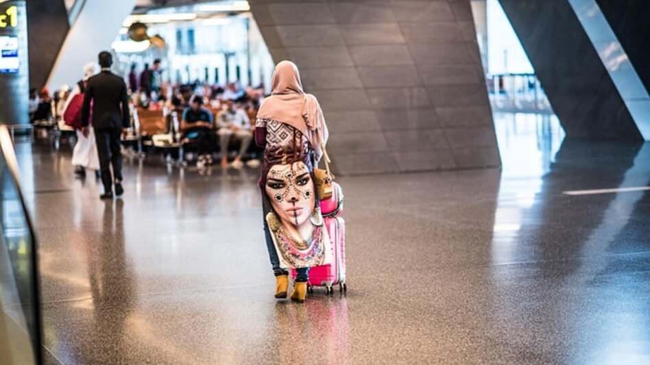 Χάος στις πτήσεις λόγω πολέμου στο Ιράν: Μαζικές ακυρώσεις σε Ντουμπάι, Ντόχα και Τελ Αβίβ