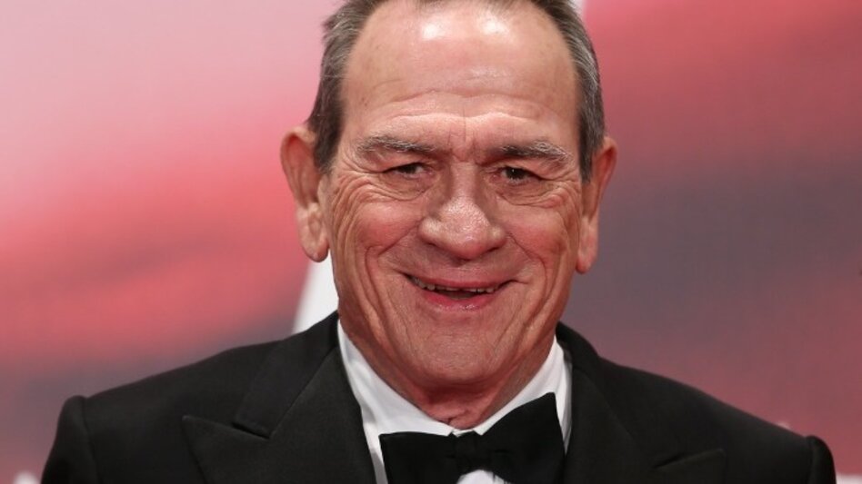 «The Lowdown»: Ο πρώτος τηλεοπτικός ρόλος του Τόμι Λι Τζόουνς μετά από 4 δεκαετίες