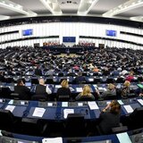 Η ΕΕ εξετάζει την πρωτοβουλία “Δική μου η φωνή, δική μου η επιλογή” για πρόσβαση σε ασφαλείς αμβλώσεις