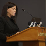 Μάνα αδικοχαμένου Αντώνη: "Ηθελα η ζωή του να δώσει φως τη στιγμή που για μας ερχόταν το σκοτάδι" (video)