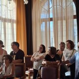 Αντιδράσεις για τη μετακίνηση της λαϊκής μπροστά από σχολείο- Ένταση στο Δημοτικό Συμβούλιο (video)