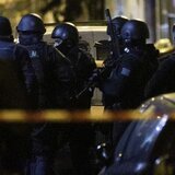 Βρέθηκε οπλοστάσιο στο Παγκράτι - Εντοπίστηκαν χειροβομβίδες και εκρηκτικά