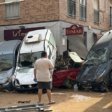 Πλημμύρες στην Ισπανία: Αγώνας επιβίωσης για τους πληγέντες – Σοκάρουν οι δορυφορικές εικόνες