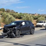 Δύο τραυματίες σε τροχαίο στη Μεσαρά 