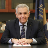 Εξαίρεση του ελαιόλαδου από τους αμερικανικούς δασμούς ζητεί το Επιμελητήριο Ηρακλείου