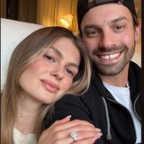 Επισημοποίησε την σχέση της με τον Τζέικ Μέντγουελ, η Αμαλία Κωστοπούλου