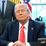 Οι Αμερικανοί ανησυχούν για τις σχέσεις του Τραμπ με τη Ρωσία