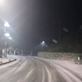 Ασθενής χιονόπτωση στην Αγία Βαρβάρα, "άσπρισαν" και τα Ανώγεια