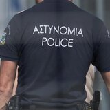 Σάλος στην Κύπρο με βίντεο που δείχνει αστυνομικούς σε... ακατάλληλες στιγμές πάνω στο περιπολικό