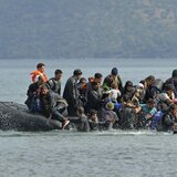 Δεκάδες μετανάστες βρέθηκαν σε χωριό της Γαύδου