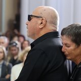 Το σπαρακτικό τραγούδι του αδερφού του Μανώλη Λιδάκη - βίντεο