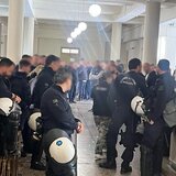 Ασφυκτικά γεμάτο το Δικαστικό Μέγαρο Ηρακλείου για την απολογία του 29χρονου 