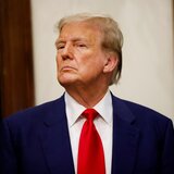 Τραμπ: Στον "πάγο" για 90 ημέρες οι δασμοί - Αυξάνει στο 125% της Κίνας