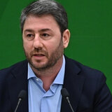 Στην Κρήτη για φωτιές και μεταναστευτικό ο Νίκος Ανδρουλάκης