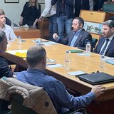 Με επιχειρηματίες της ΒΙΠΕ Ηρακλείου ο Νίκος Ανδρουλάκης - Βίντεο