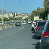 Σημειωτόν τα αυτοκίνητα στην εθνική οδό, στην έξοδο για Γιόφυρο!