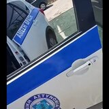 Ηράκλειο: Ρομά μπήκε σε περιπολικό, πήρε το μεγάφωνο και... το έκανε παλιατζίδικο!