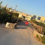 Έκλεισαν τη διέλευση στο γεφυράκι και αναγκάζονται να κάνουν αναστροφή!