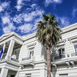 Ταξιδιωτική οδηγία ΥΠΕΞ προς Έλληνες: «Αποφύγετε επισκέψεις σε Ισραήλ και Ιράν»