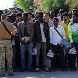 Από την Κρήτη στο Λαύριο και από εκεί απευθείας σε κέντρα κράτησης 247 μετανάστες