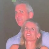 Πάρτι στα social media με το παράνομο ζευγάρι σε συναυλία των Coldplay: «Σίγουρα θα γράψουν νέο τραγούδι αφιερωμένο»