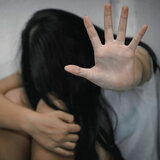 Έκλεισε ραντεβού στη 14χρονη μέσω TikTok και την παρέσυρε σπίτι του, όπου την βίασε μαζί με άλλους τρεις άνδρες