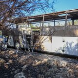 Ηράκλειο: Γνωστός επιχειρηματίας κατονομάζεται ως ύποπτος για τον εμπρησμό στο λεωφορείο