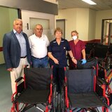 Σημαντική δωρεά δέκα αμαξιδίων μεταφοράς ασθενών στο ΤΕΠ του Νοσοκομείου Χανίων