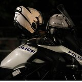 Ηράκλειο: φώναζε, έτρεχε γυμνός στο δρόμο, πέταξε και μια … καρότσα φρούτα 