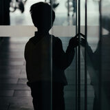 Ηράκλειο: στη φυλακή το ζευγάρι για την κακοποίηση των 8 ανήλικων παιδιών