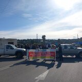 Κινητοποίηση στον κόμβο των Πεζών από βιοπαλαιστές αγρότες και κτηνοτρόφους - Φωτογραφίες