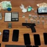 Μαθητές διακινούσαν ναρκωτικά σε σχολεία