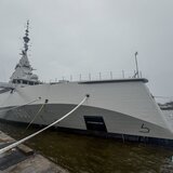 Η φρεγάτα «Κίμων» εν πλω προς τον Ναύσταθμο Σαλαμίνας - Βίντεο