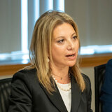 Μ. Καρυστιανού: Το χρονικό της παραίτησης της από τον σύλλογο των συγγενών