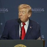 Τραμπ: Οι ΗΠΑ θα παρέχουν στρατιωτική συνοδεία στα πετρελαιοφόρα που διασχίζουν τα Στενά του Ορμούζ