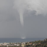 Υδροστρόβιλος έκανε την… εμφάνισή του στο Ρέθυμνο – Εντυπωσιακό βίντεο