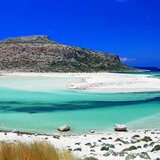 Μπάλος και Ελαφονήσι: Οι κρητικοί παράδεισοι που… πνίγονται στον συνωστισμό