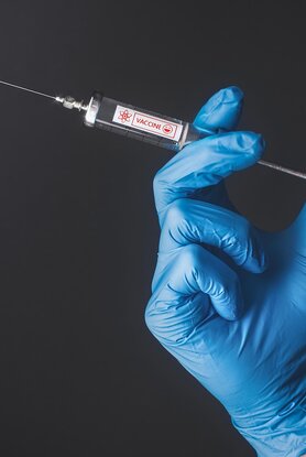 Μ. Θεμιστοκλέους: 2,8 εκατομμύρια πολίτες έχουν εμβολιαστεί κατά της γρίπης